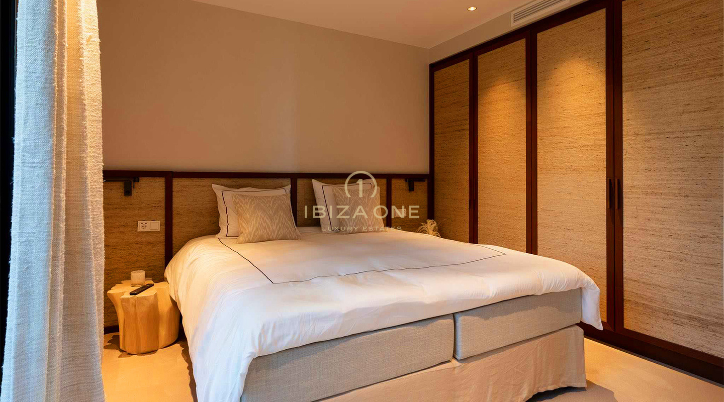 Uniek, luxe, modern dubbel appartement bestaande uit luxe penthouse en luxe begane grond appartement te koop, Ibiza, GERESERVEERD