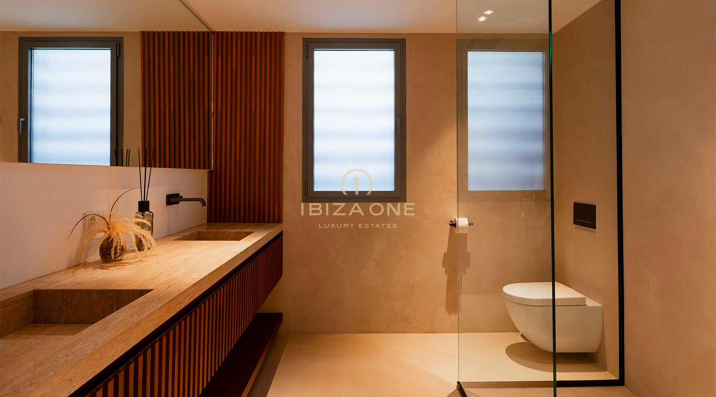 Einzigartige, luxuriöse und moderne Doppelwohnung bestehend aus Penthouse und Erdgeschosswohnung auf Ibiza zu verkaufen, RESERVIERT