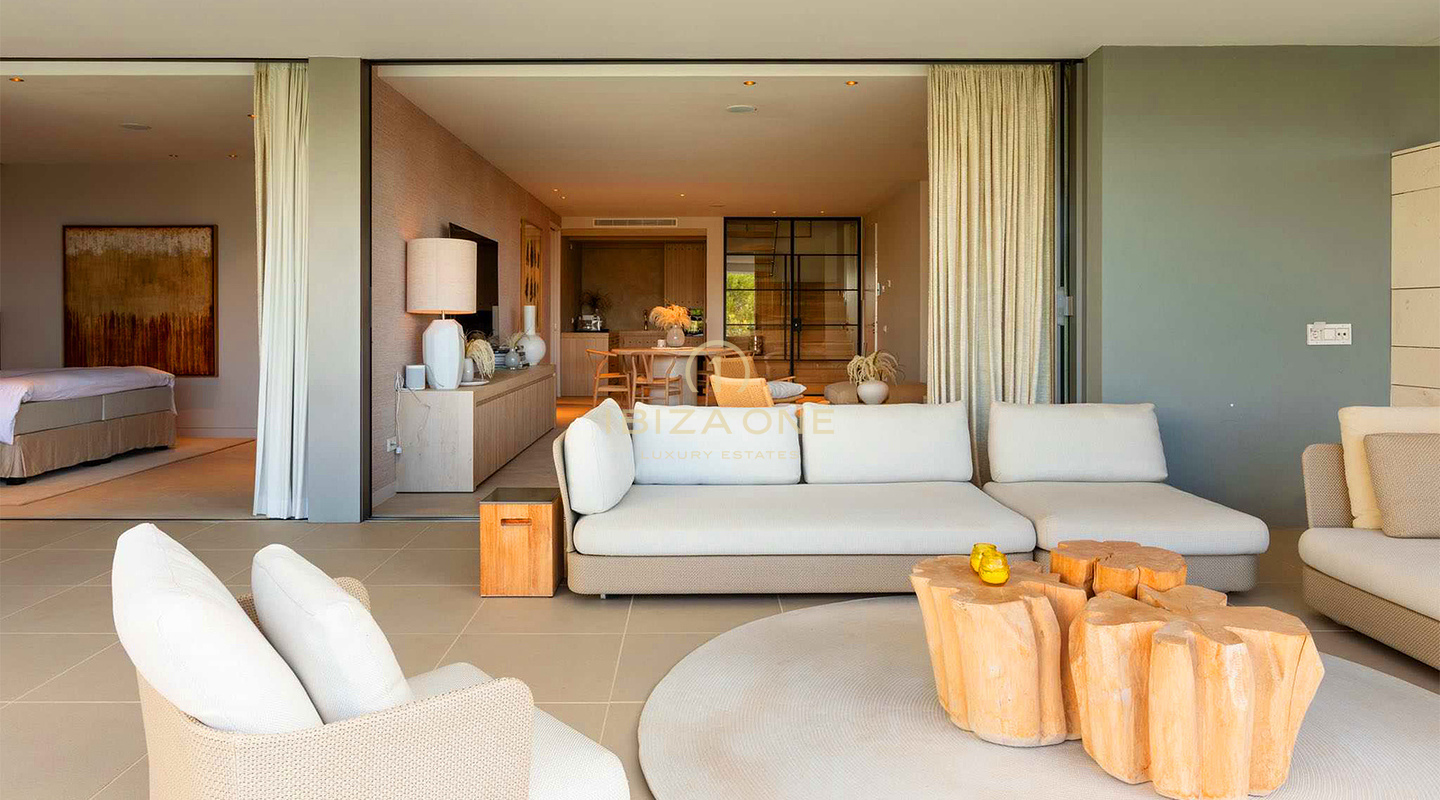 Uniek, luxe, modern dubbel appartement bestaande uit luxe penthouse en luxe begane grond appartement te koop, Ibiza, GERESERVEERD