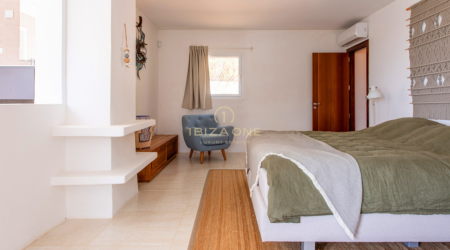 Villa luxueuse et spectaculaire dans la prestigieuse et sécurisée urbanisation de Can Furnet à vendre, Ibiza