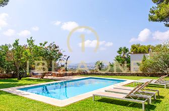 REMAX - Christel van Eersel - Luxury Villa