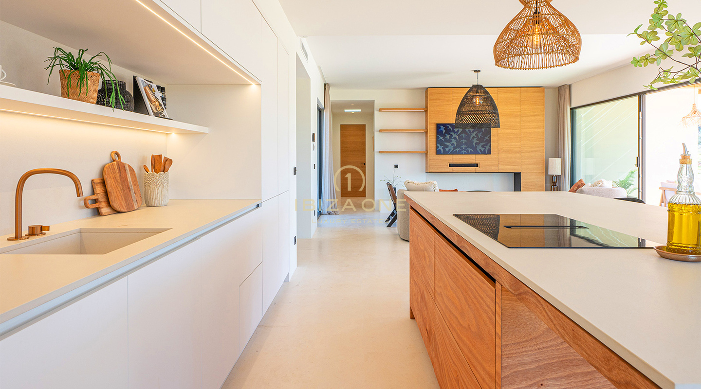 Exclusieve nieuwbouw luxe villa met gastenverblijf te koop, Ibiza
