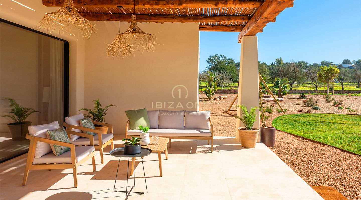 Villa de luxe exclusive de nouvelle construction avec maison d'hôtes à vendre, Ibiza