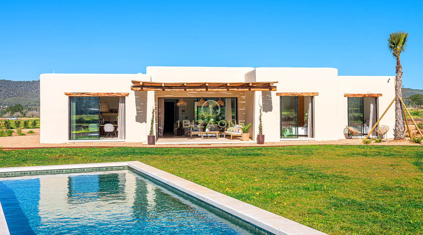 Exklusive Neubau-Luxusvilla mit Gästehaus zu verkaufen, Ibiza