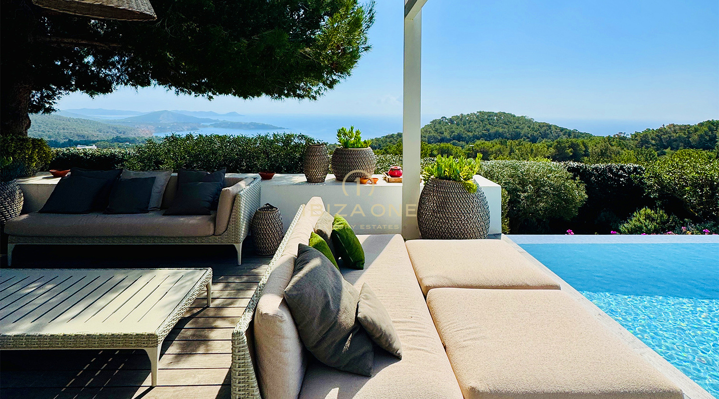 Lujosa y exquisita villa con espectaculares vistas al mar en alquiler, Ibiza