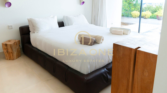 Luxuriöse und exquisite Villa mit spektakulärem Meerblick zu vermieten, Ibiza
