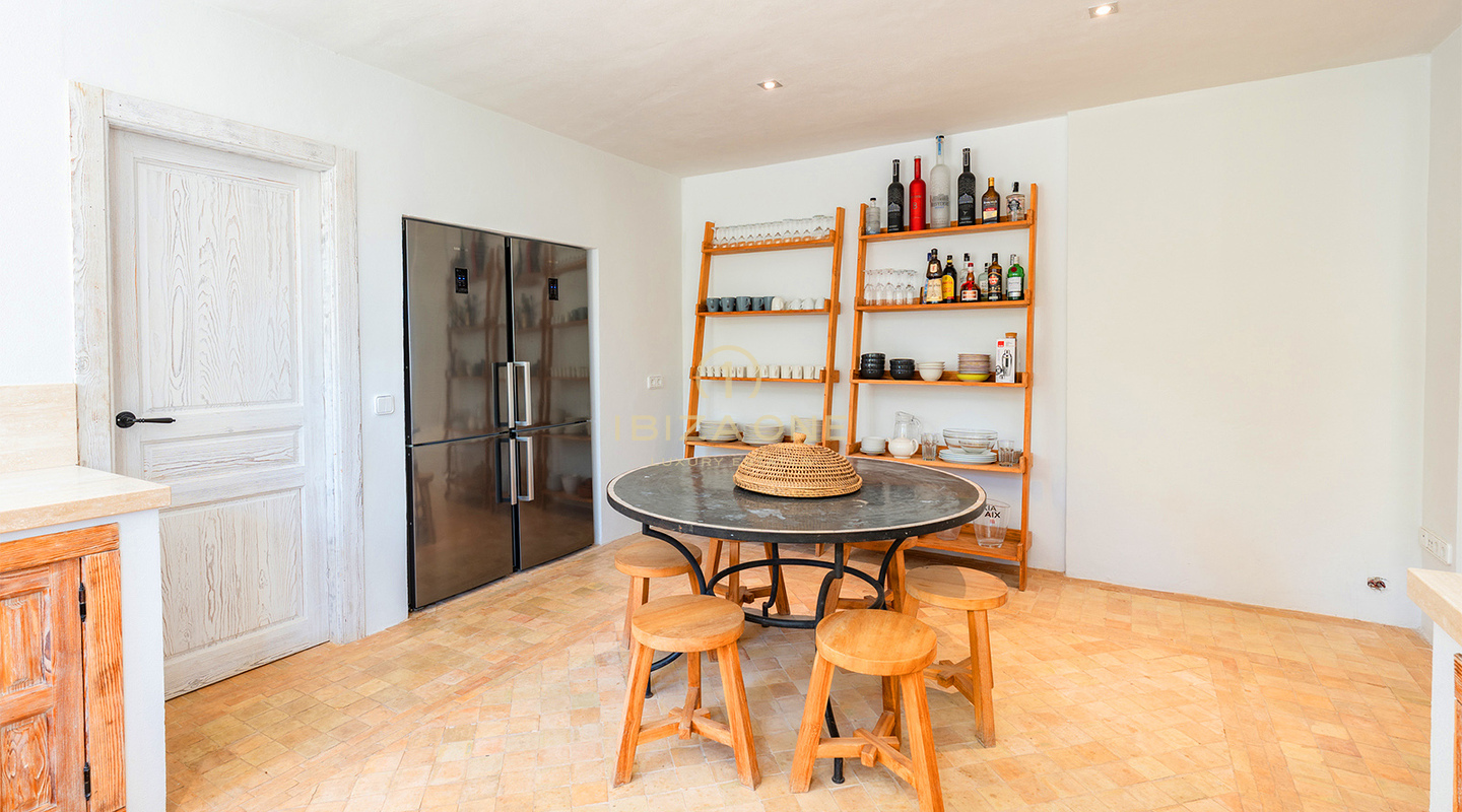 Beautiful Modern Luxury Villa with Exceptional Mountain & Sea Views – For Sale in Sant Josep, Ibiza