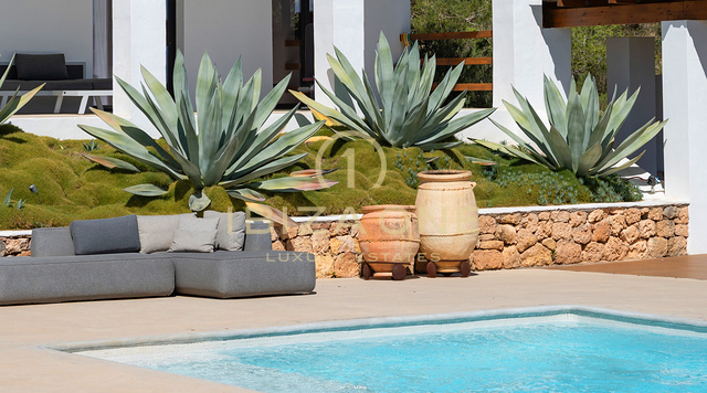 Splendida villa moderna di lusso con vista eccezionale sulle montagne e sul mare - In vendita a Sant Josep, Ibiza