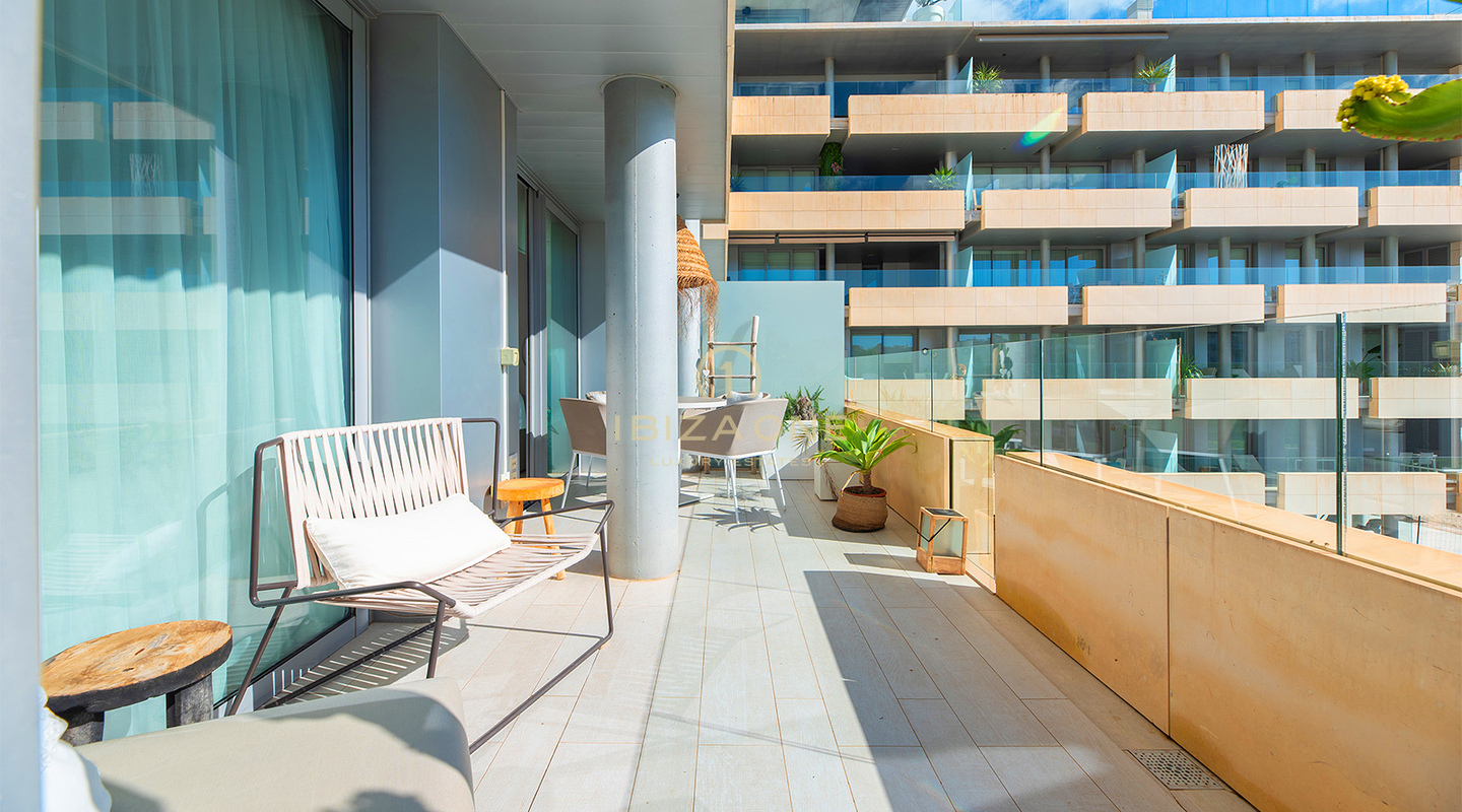 Stilvolle Luxuswohnung im renommierten Komplex WHITE ANGEL in bester Lage an der Marina Botafoch zu verkaufen – Stilvolle Luxuswohnung im renommierten Komplex WHITE ANGEL in bester Lage an der Marina Botafoch zu vermieten – Ibiza