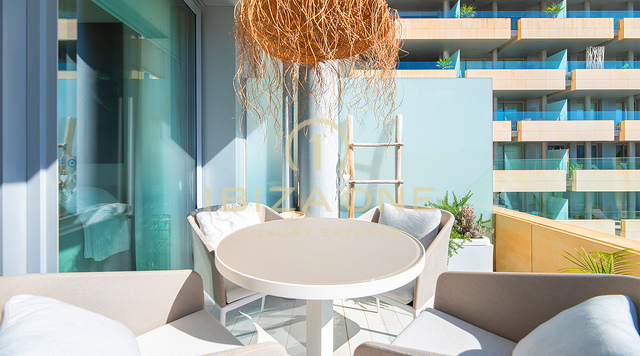 Stylish luxury apartment in the prestigious WHITE ANGEL complex and close to the prime Marina Botafoch location for sale, Ibiza - Stylish luxury apartment in the prestigious WHITE ANGEL complex and close to the prime Marina Botafoch location for rent, Ibiza