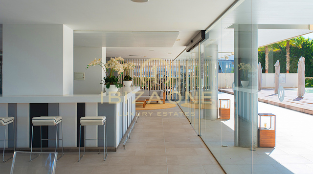 Stilvolle Luxuswohnung im renommierten Komplex WHITE ANGEL in bester Lage an der Marina Botafoch zu verkaufen – Stilvolle Luxuswohnung im renommierten Komplex WHITE ANGEL in bester Lage an der Marina Botafoch zu vermieten – Ibiza