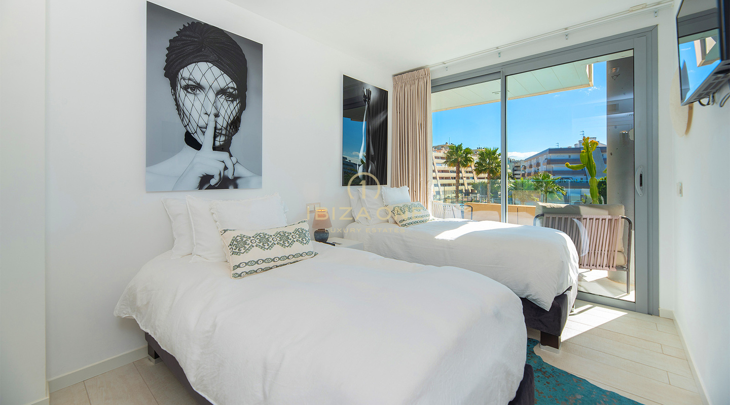 Stijlvol luxe appartement te koop in het prestigieuze WHITE ANGEL complex, vlakbij de toplocatie Marina Botafoch, Ibiza - Stijlvol luxe appartement te huur in het prestigieuze WHITE ANGEL complex, vlakbij de toplocatie Marina Botafoch, Ibiza