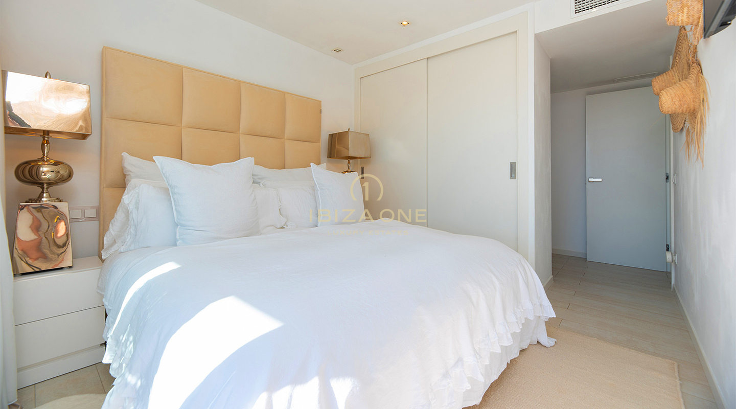 Stylish luxury apartment in the prestigious WHITE ANGEL complex and close to the prime Marina Botafoch location for sale, Ibiza - Stylish luxury apartment in the prestigious WHITE ANGEL complex and close to the prime Marina Botafoch location for rent, Ibiza