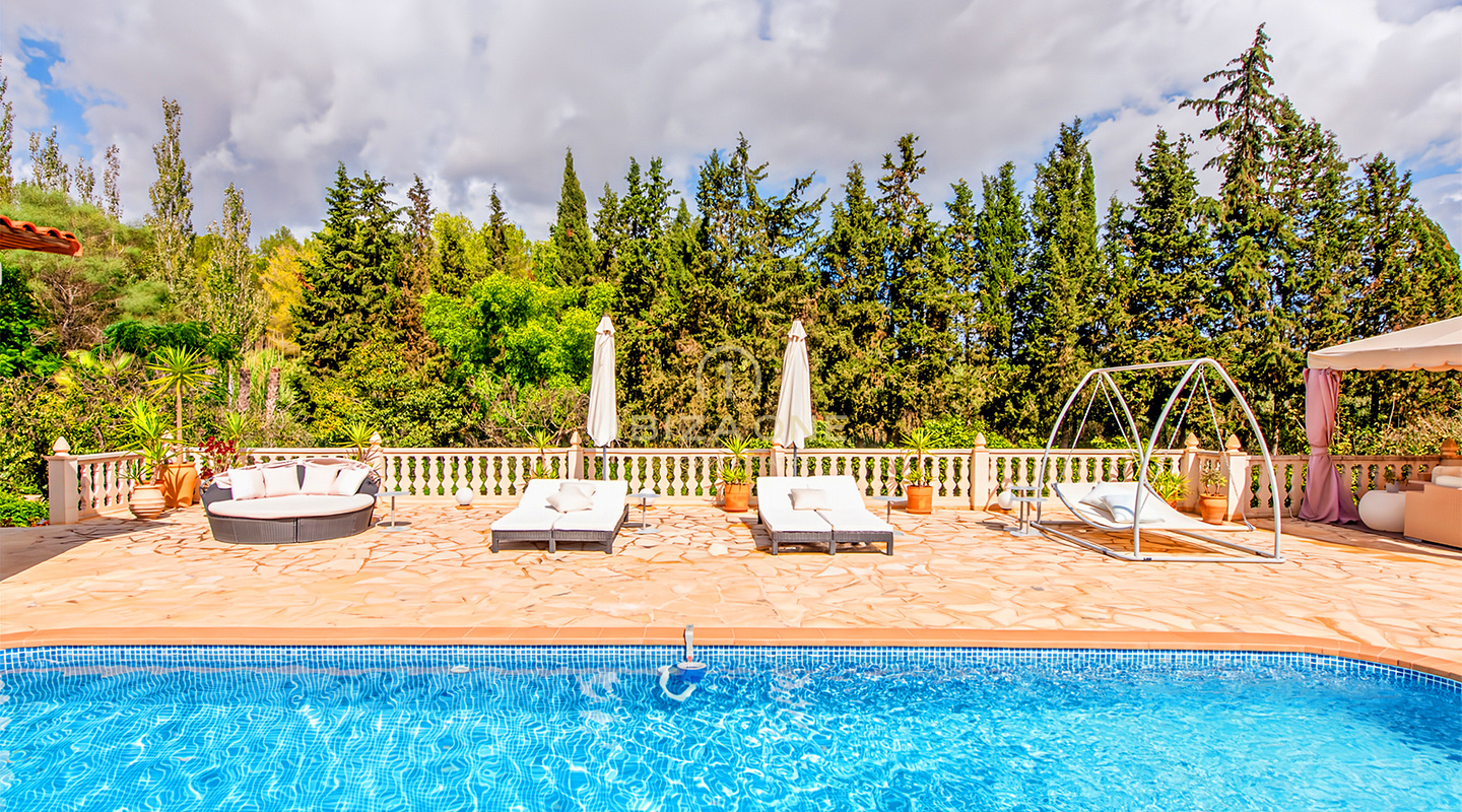 Authentique finca de luxe avec appartements d'invités et piscine à vendre, Ibiza