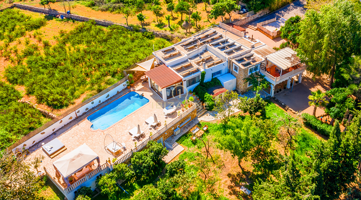 Authentique finca de luxe avec appartements d'invités et piscine à vendre, Ibiza