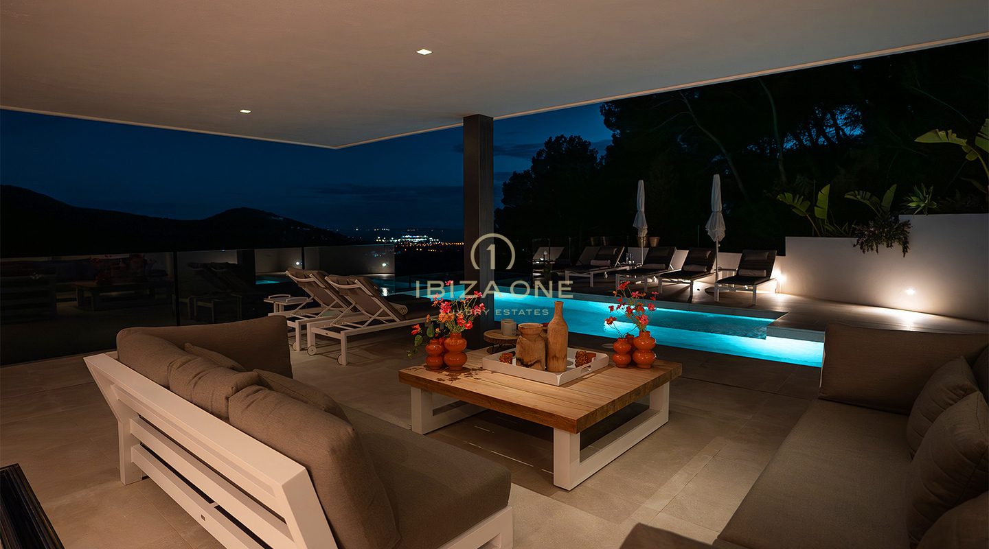 Exclusieve luxe designvilla in Can Furnet met adembenemend uitzicht te koop, Ibiza