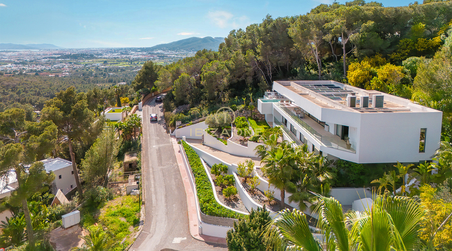 Villa de luxe exclusive à vendre à Can Furnet avec vue imprenable, Ibiza