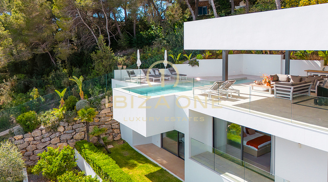 Exklusive Luxus-Designervilla in Can Furnet mit atemberaubender Aussicht zu verkaufen, Ibiza