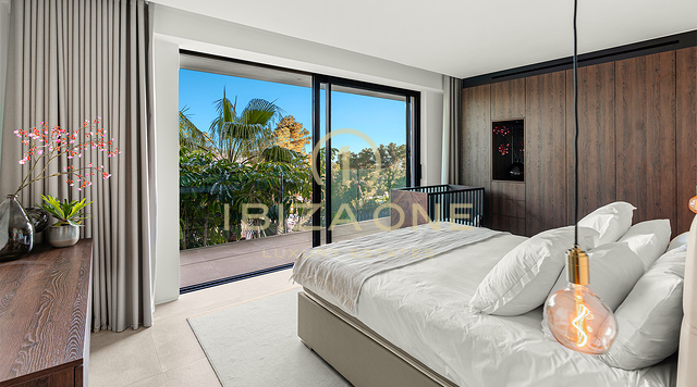 Exclusieve luxe designvilla in Can Furnet met adembenemend uitzicht te koop, Ibiza
