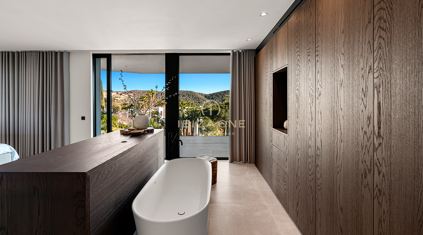 Exclusieve luxe designvilla in Can Furnet met adembenemend uitzicht te koop, Ibiza
