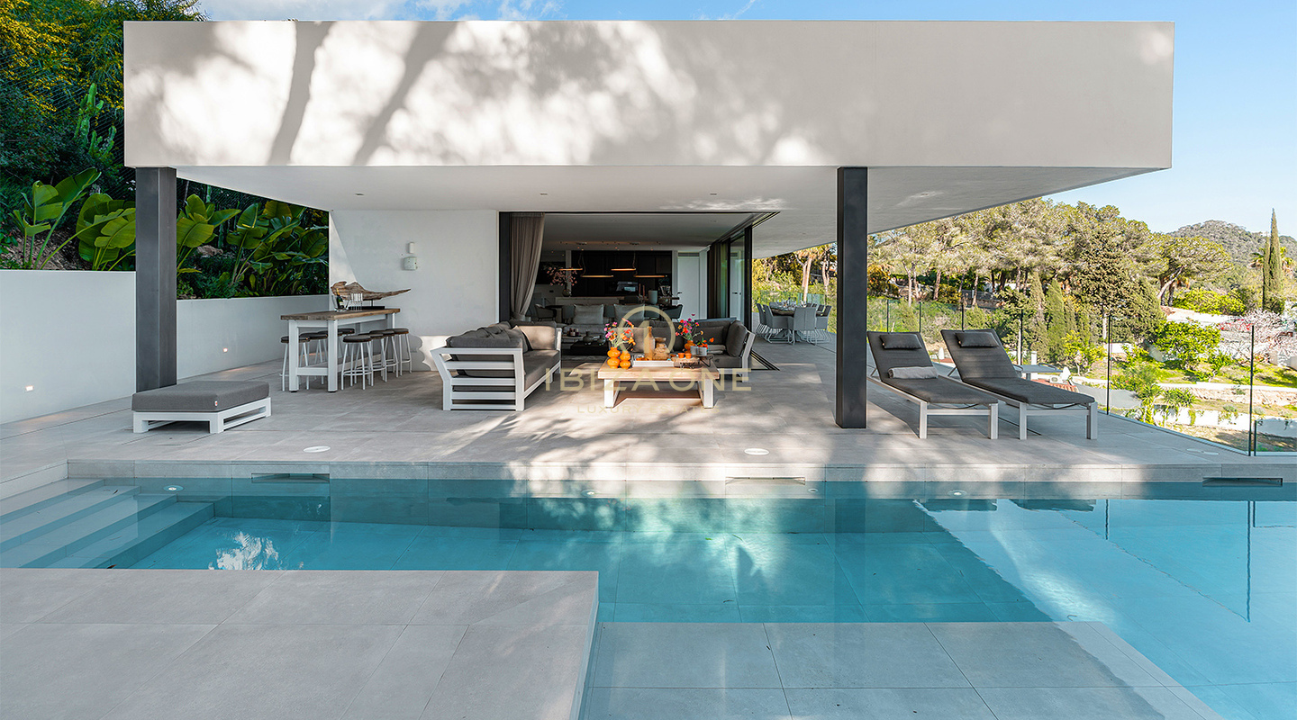 Villa de luxe exclusive à vendre à Can Furnet avec vue imprenable, Ibiza