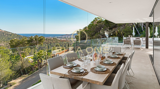 Exklusive Luxus-Designervilla in Can Furnet mit atemberaubender Aussicht zu verkaufen, Ibiza