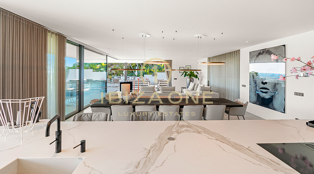 Exklusive Luxus-Designervilla in Can Furnet mit atemberaubender Aussicht zu verkaufen, Ibiza