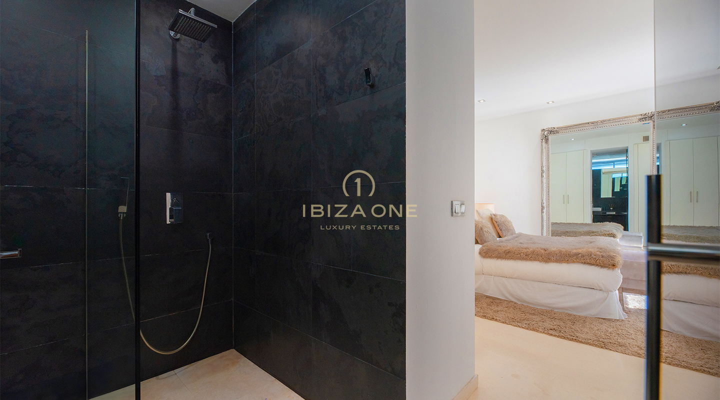Big corner luxury townhouse in Cala Carbo with infinity pool overlooking Es Vedrà for Sale, Ibiza