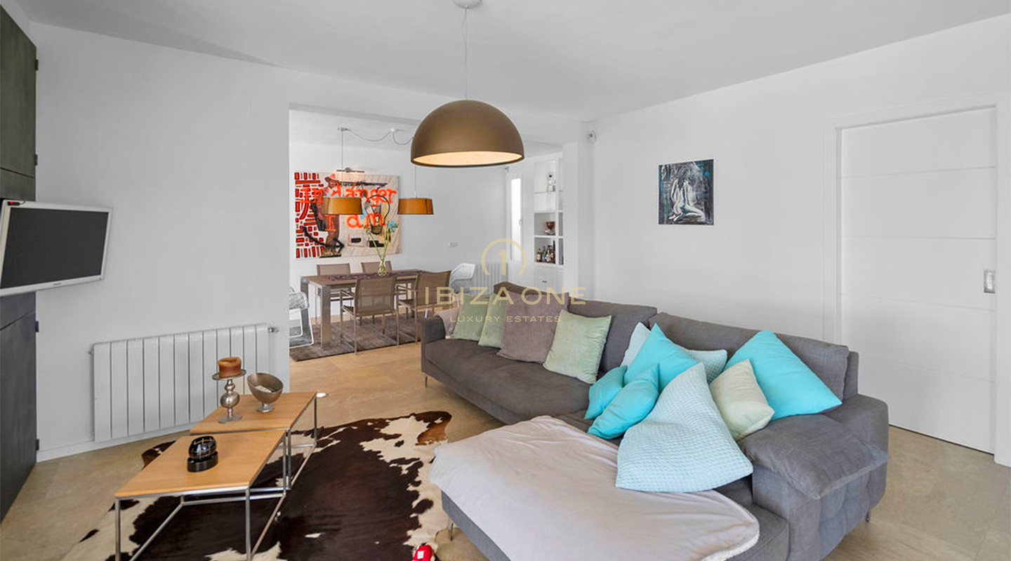 Propriété en première ligne d'Ibiza avec accès privé à la mer et vue sur le coucher du soleil – À vendre dès maintenant, Ibiza