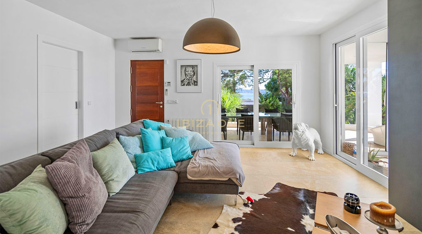 Ibiza Frontline Property met privétoegang tot de zee en uitzicht op de zonsondergang - Nu te koop, Ibiza