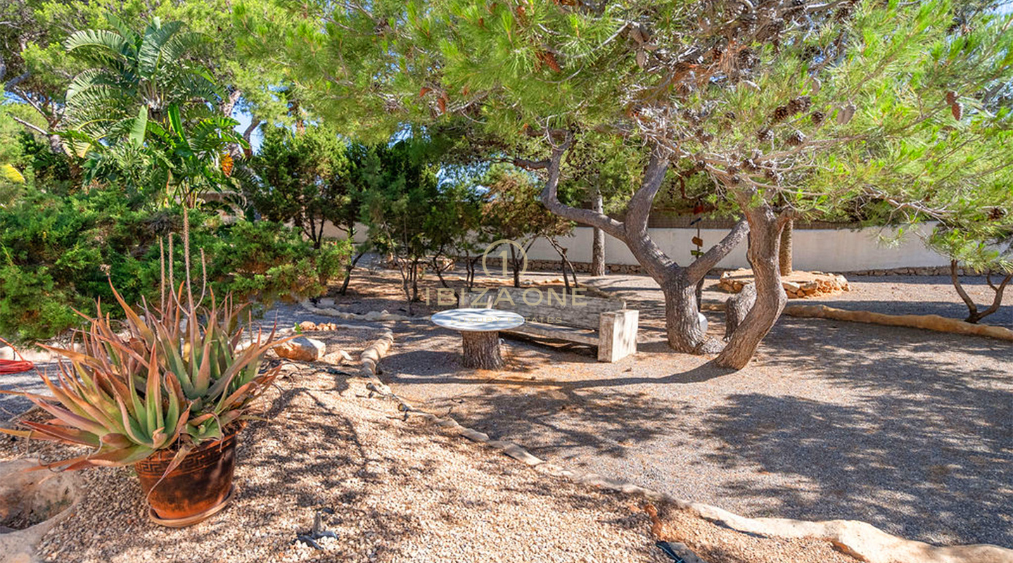 Ibiza Frontline Property met privétoegang tot de zee en uitzicht op de zonsondergang - Nu te koop, Ibiza
