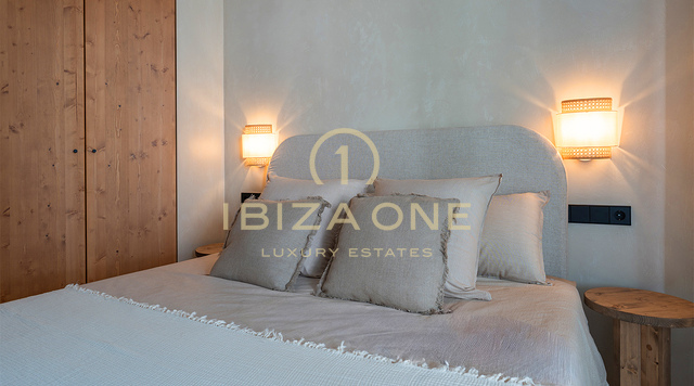 Exclusive luxury renovated apartment in Marina Botafoch for sale, Ibiza