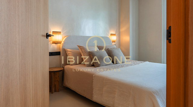 Exclusive luxury renovated apartment in Marina Botafoch for sale, Ibiza