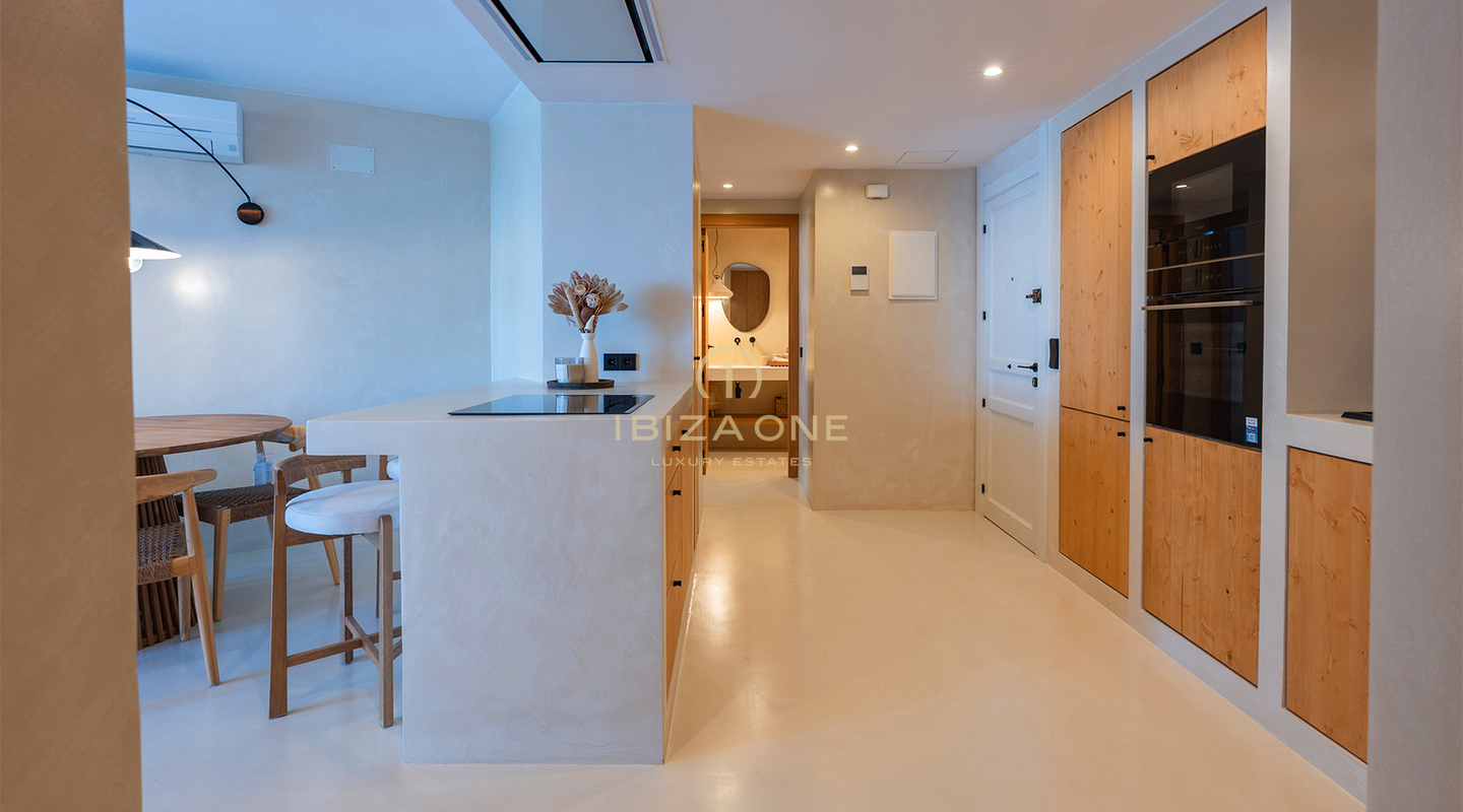 Exklusive, luxuriös renovierte Wohnung in Marina Botafoch zu verkaufen, Ibiza