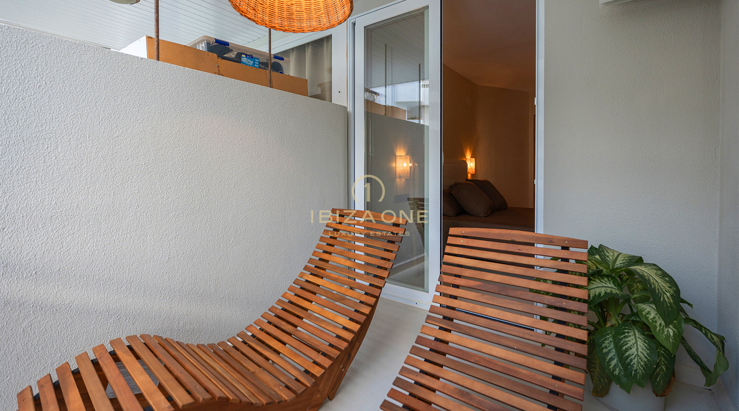 Luxury 3rd floor apartment for sale in Marina Botafoch, Ibiza