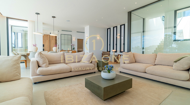 Villa moderne en bord de mer avec accès privé à la mer, à louer à long terme à Cap Martinet, Ibiza