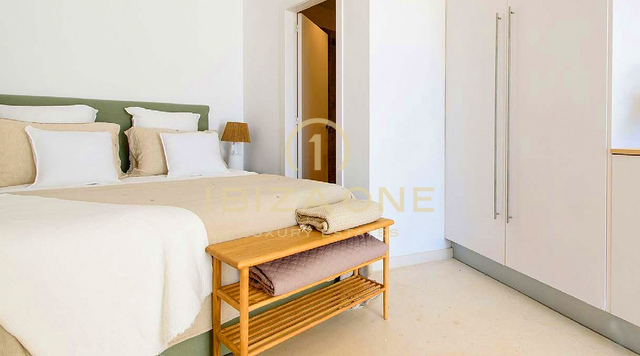 Neu renovierte Luxusvilla mit atemberaubendem Meerblick zu verkaufen, Ibiza
