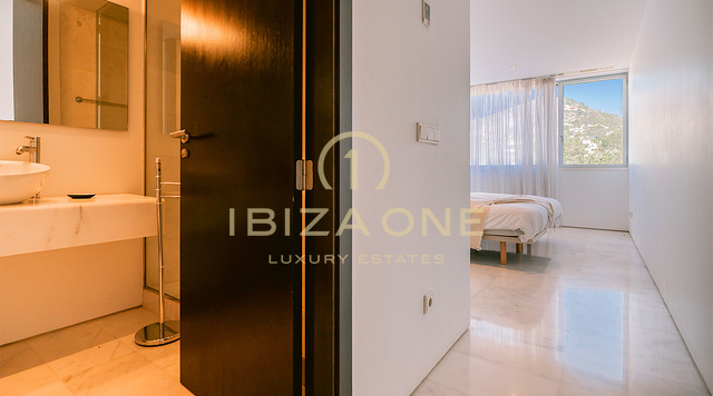Exclusief luxe appartement in Es Pouet met adembenemend uitzicht te koop, Ibiza GERESERVEERD