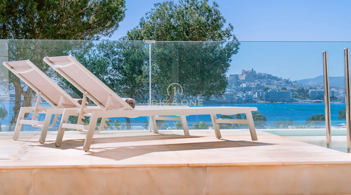 Apartamento de lujo exclusivo en Es Pouet con impresionantes vistas en venta, Ibiza. RESERVADO