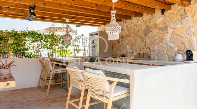 Villa de luxe bohème élégante avec vue sur le coucher du soleil à vendre, Ibiza
