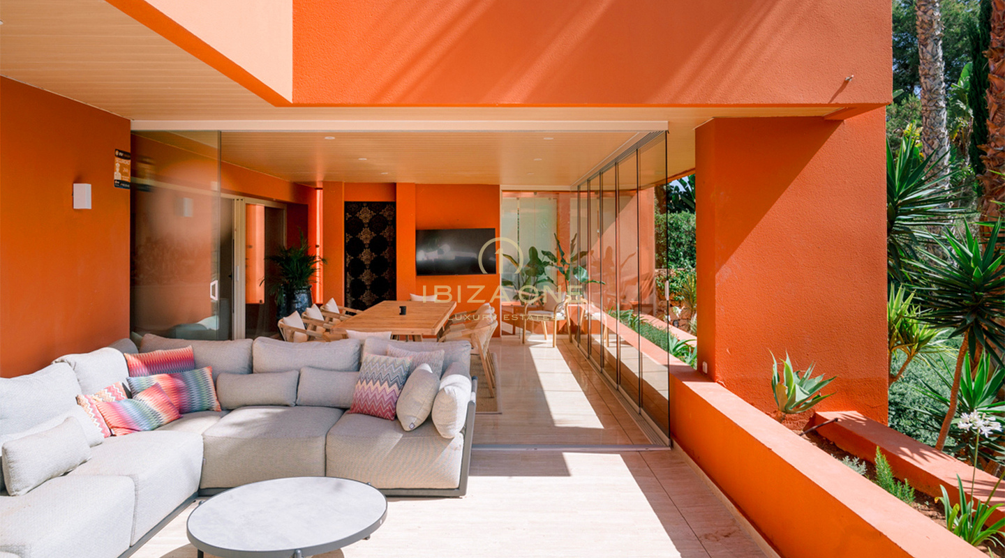 Appartement luxueux et élégant au rez-de-chaussée avec espace, lumière et intimité à vendre, Ibiza