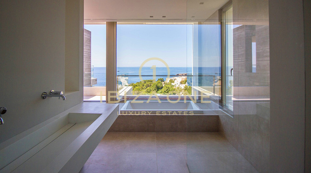 Moderne Luxusvilla mit herrlichem Meerblick zu verkaufen, Ibiza