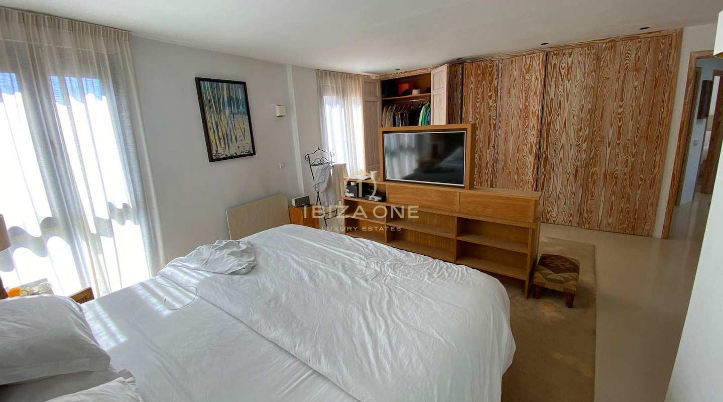 Außergewöhnlich luxuriöses Penthouse in Marina Botafoch mit direktem Meerzugang zur Langzeitmiete, Ibiza