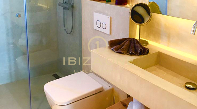 Exceptionally Luxury Penthouse at Marina Botafoch with Dirext Sea Access for Long Term Rent, Ibiza