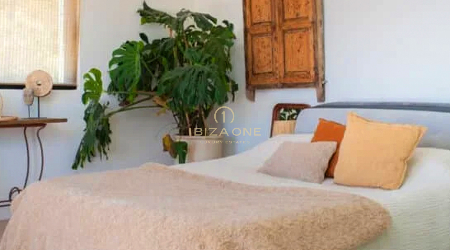 Preciosa villa de lujo en Blakstad, rodeada de naturaleza, en venta en San Lorenzo, Ibiza.