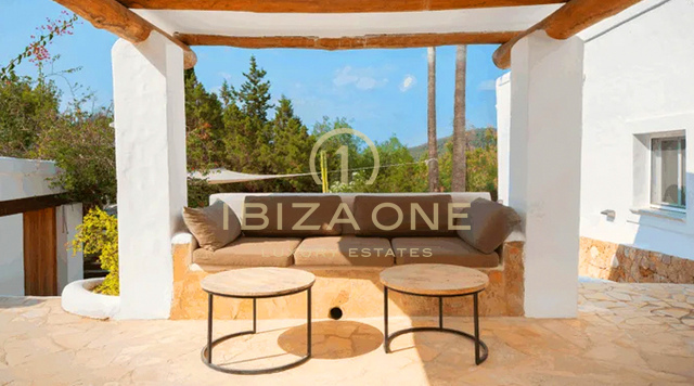 Confortevole villa di lusso in stile finca in vendita vicino alla città di Ibiza, Ibiza