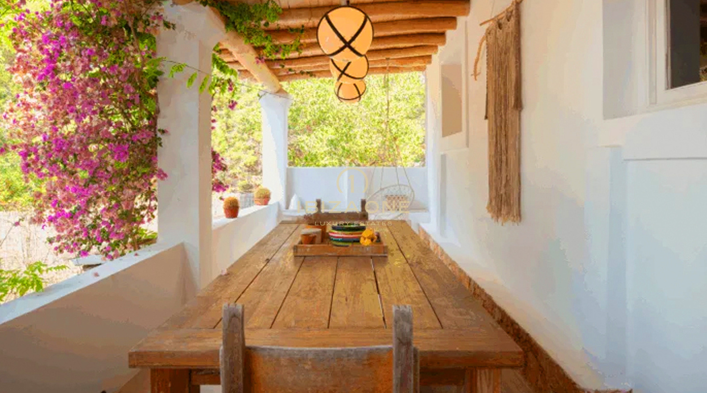 Villa de luxe confortable de style finca à vendre près d'Ibiza, Ibiza