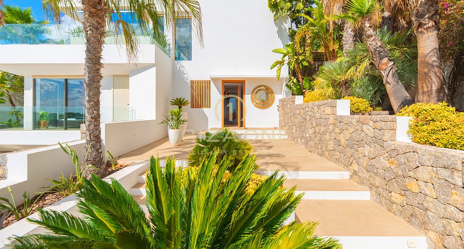 Фотографии объектов недвижимости