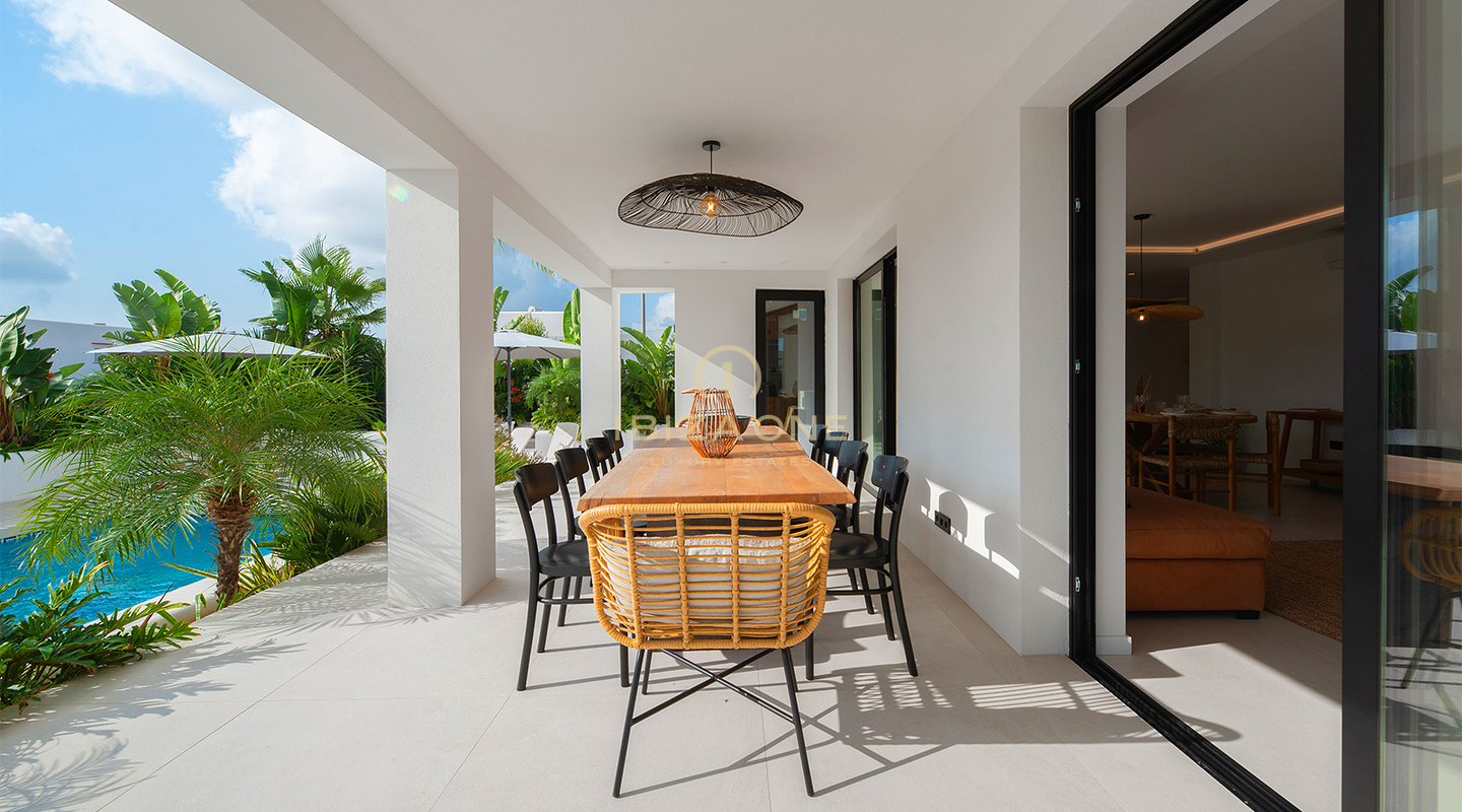 Atemberaubende Luxusvilla in Sa Carroca mit privatem Pool und traumhaftem Blick auf Dalt Vila – Zu verkaufen auf Ibiza