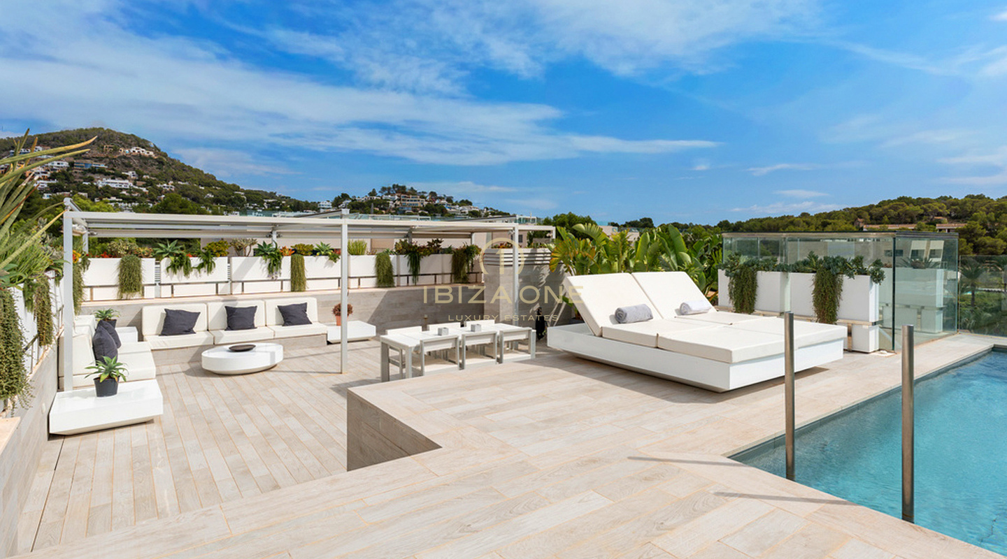 Exceptional Luxury Duplex Penthouse with Panoramic Sea Views for Sale – Es Pouet, Talamanca, Cap Martinet, Ibiza